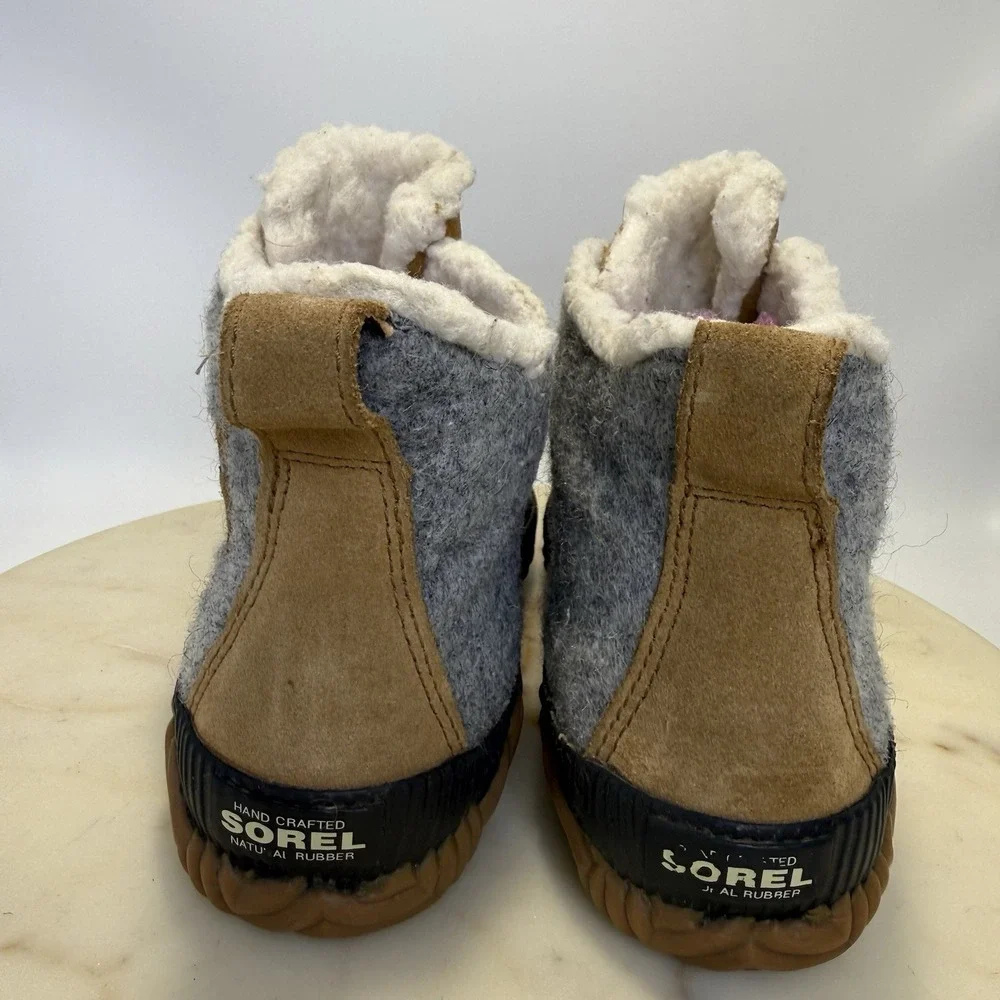 Sorel Women's Out n About Plus Wool Insulated Waterproof Duck Boots Size 5